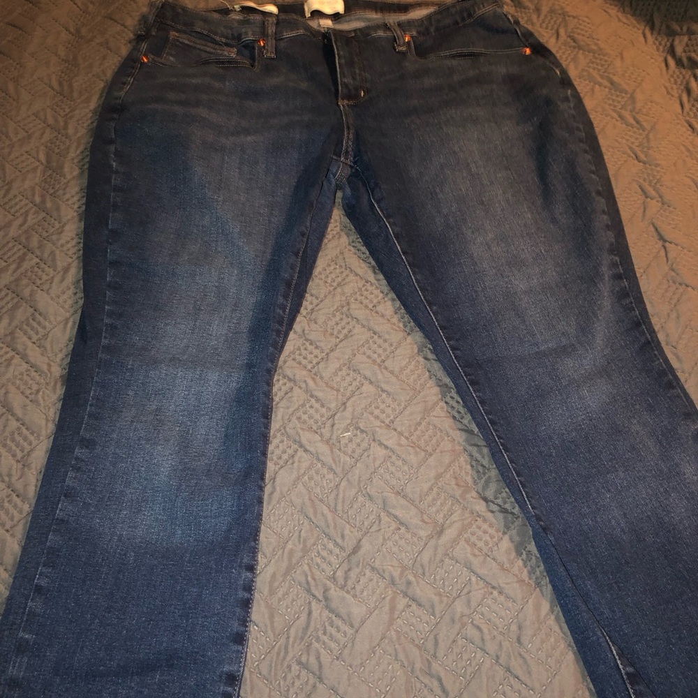 Universal Thread Dark Blue Straight Leg Jeans